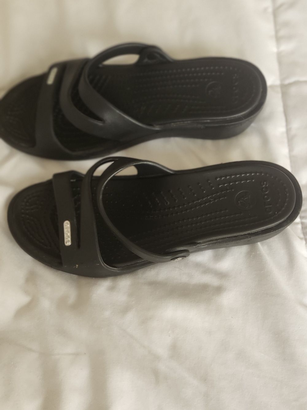 Crocs Black Classic Slide Sandals - Picture 5 of 8